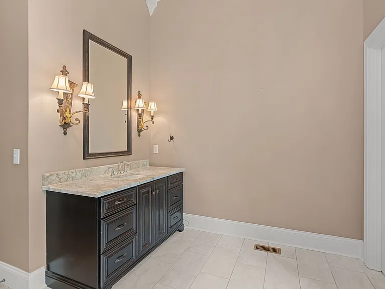 9640 Mitchell Pl — Photo 22