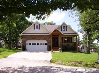 95 Ravenwood Dr, Camdenton, MO 65020