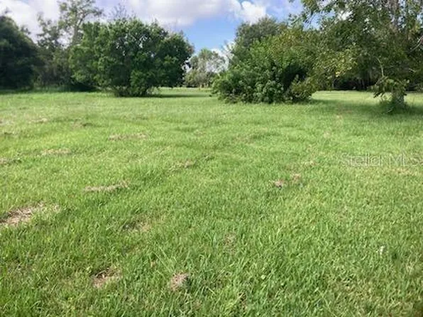 327 Beaverbrook Ln, Oak Hill, FL 32759