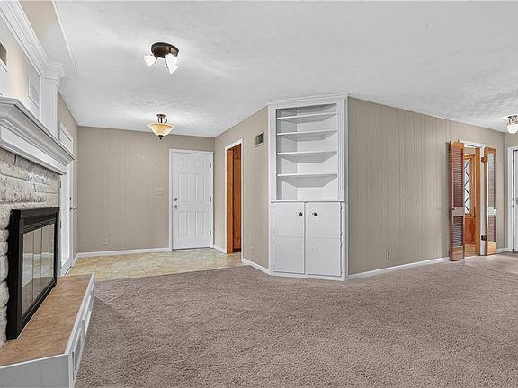 3rd image of 3700 Harvard Ave