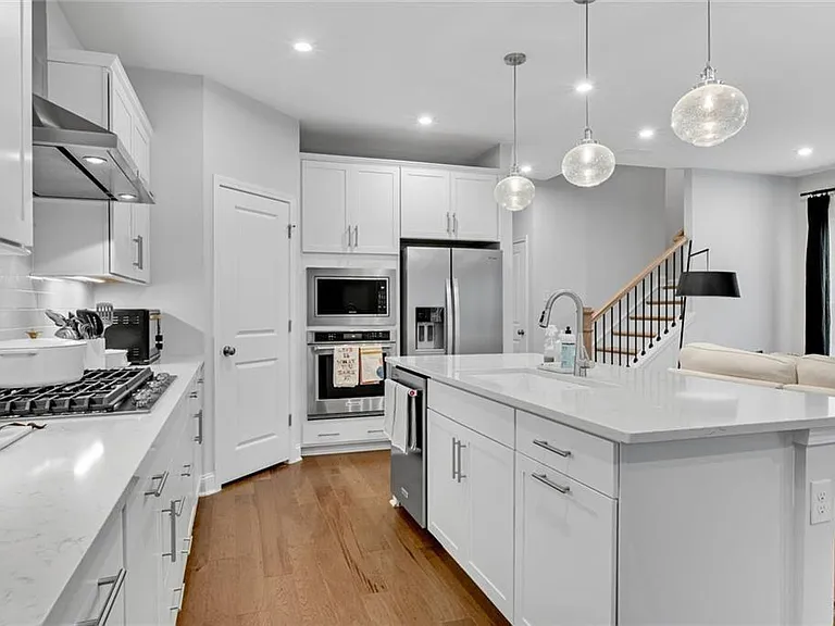 400 Renwood Trl — Photo 14