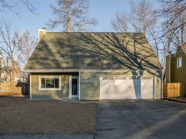 3220 Creekwood Dr, Lawrence, KS 66049