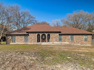 2110 S McDonald St, McKinney, TX 75069