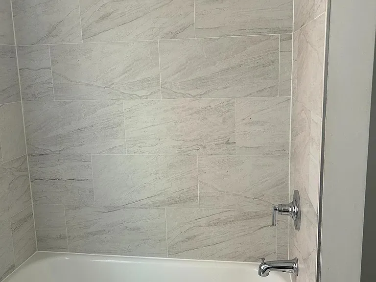 2035 W Toronto St #2 — Photo 4