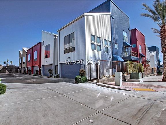 2nd image of 1152 E Carson Ave