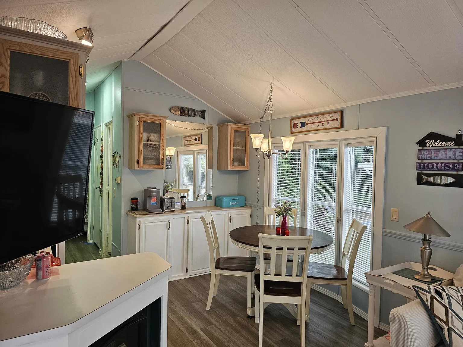 1 bed, 408 sqft, $1,025 — Photo 4