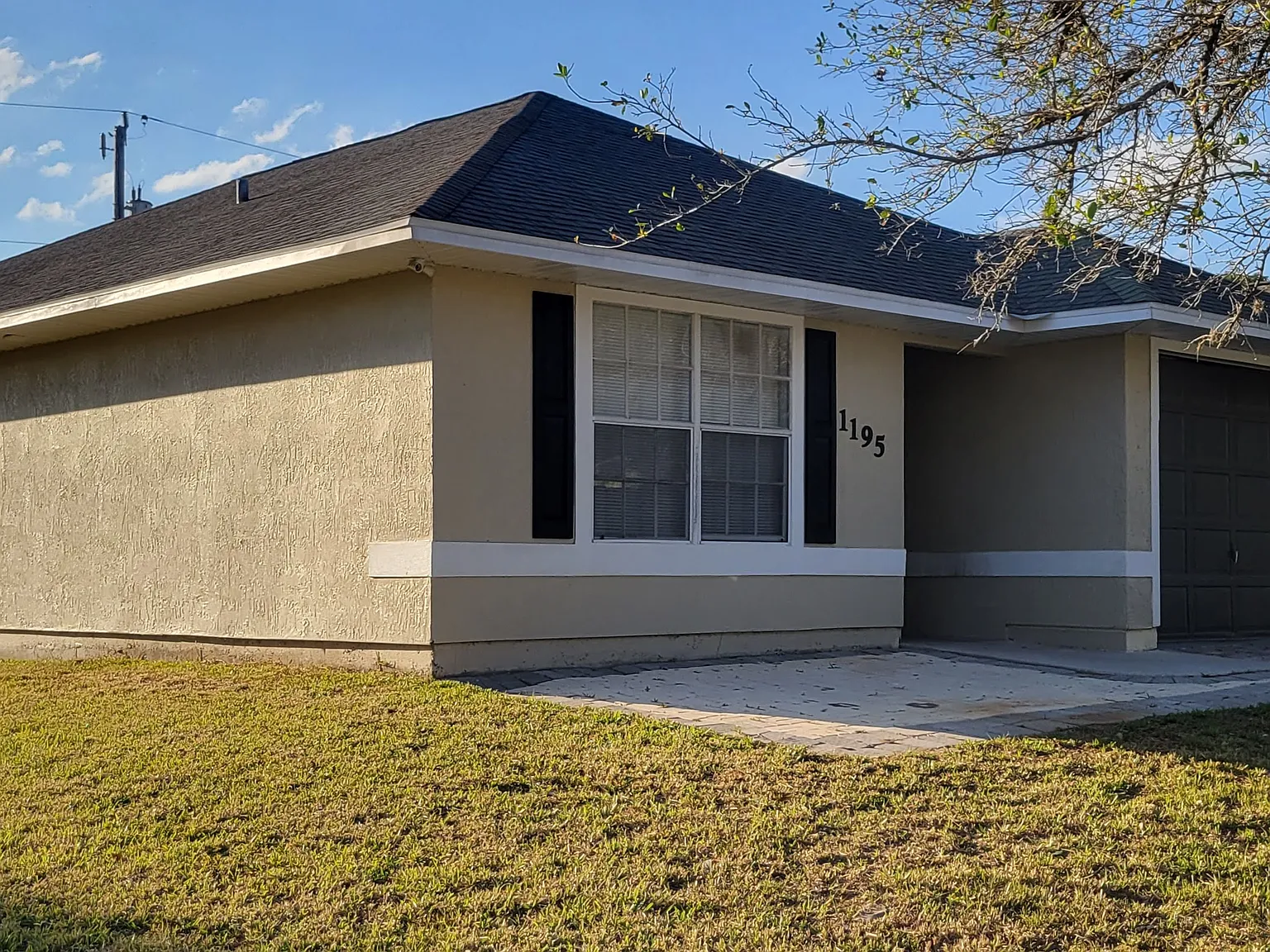 3 bed, 1166 sqft, $1,850 — Photo 3