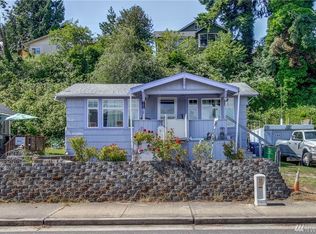 1611 Charleston Beach Rd W, Bremerton, WA 98312