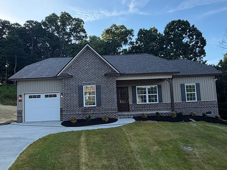 2616 Parkers Meadow Ln — Photo 2