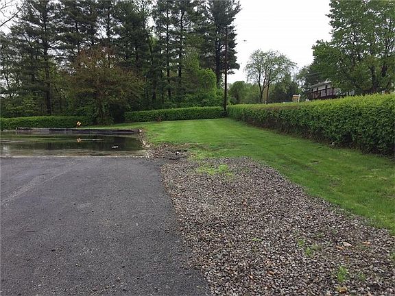 4th image of 2450 Jodi Ave