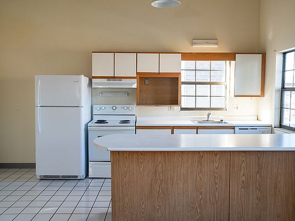 2nd image of 99-103 Chittenden Ave #101