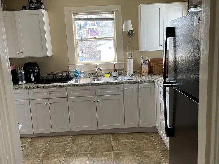 13A Maple St — Photo 2