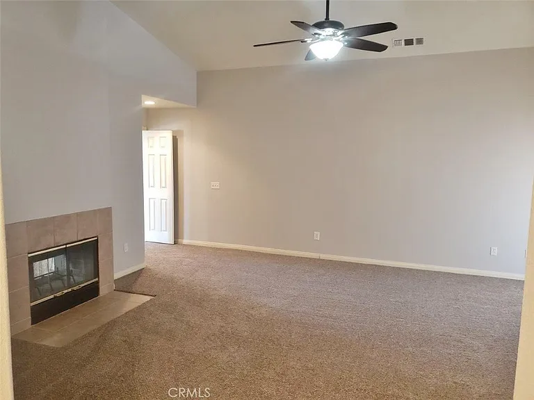 57294 Titian Ct — Photo 23