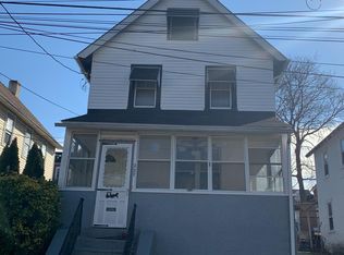 227 Simpson Rd, Ardmore, PA 19003