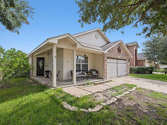 2nd image of 19334 Poppy Grove Ln