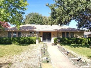 303 Brookwood Dr, Duncanville, TX 75116