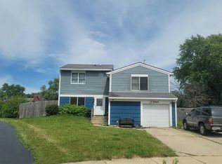 244 N Lancaster Dr, Bolingbrook, IL 60440