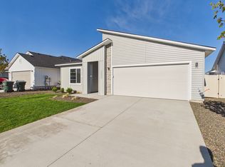 7413 S Menzingers Ave, Meridian, ID 83642