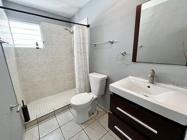 Urb Vistamar 903 Ave Galicia Piso 2 — Photo 9