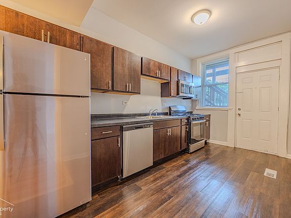 2nd image of 509 E 60th St #511-2