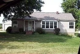 2243 E Commerce St photo 1