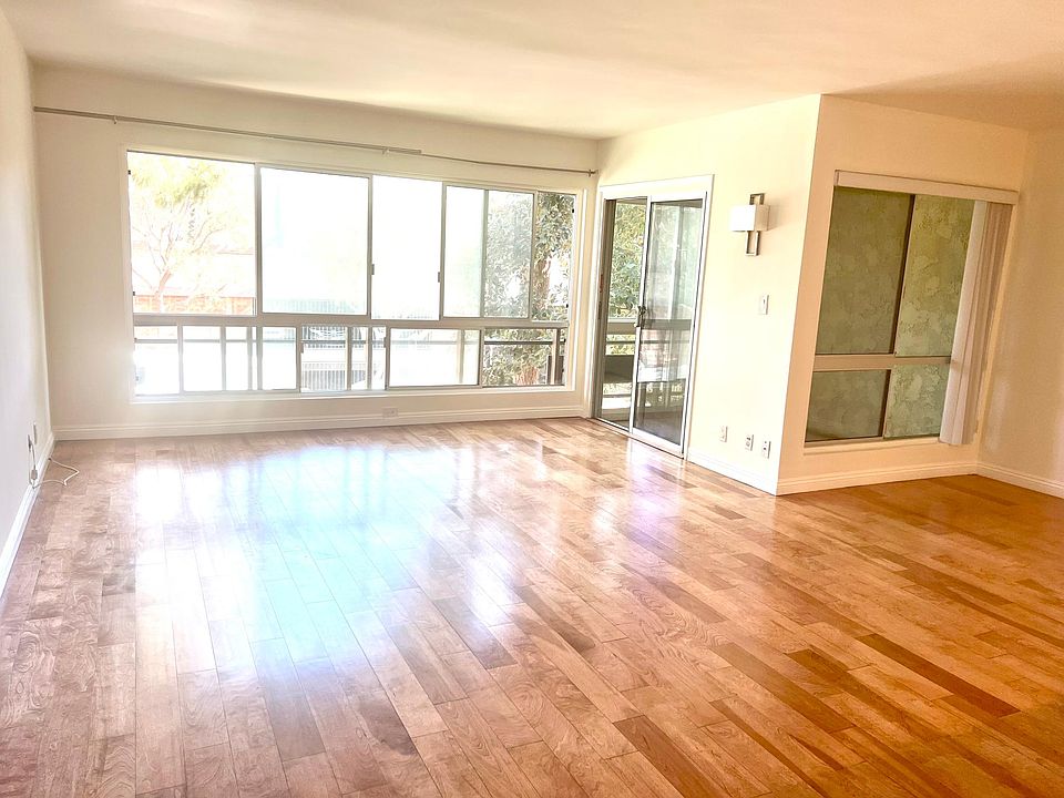 Living and dining room