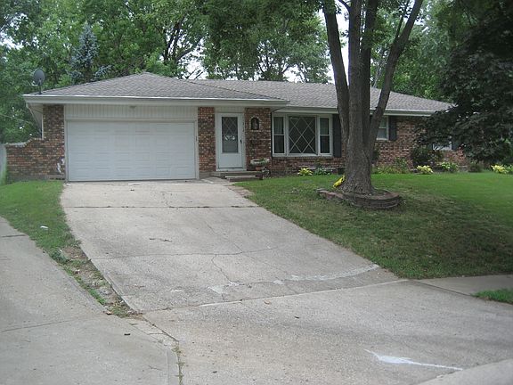 2nd image of 11312 Askew Ave