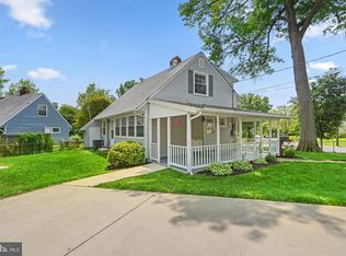 6004 Lemay Rd, Rockville, MD 20851