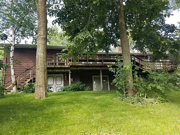 2nd image of 1118 1st St SW
