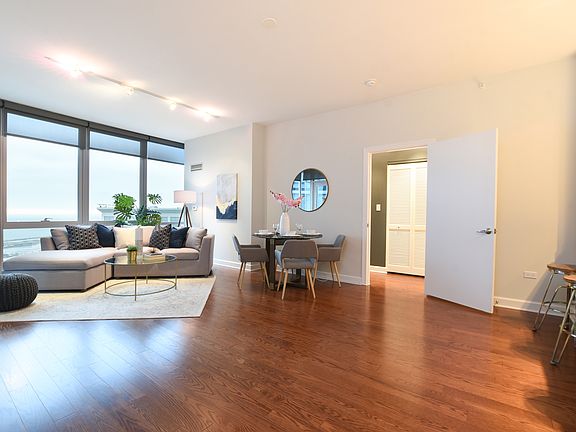 3rd image of 1201 S Prairie Ave APT 3904