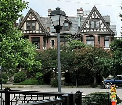 408 Mowbray Arch #2 Photo 1