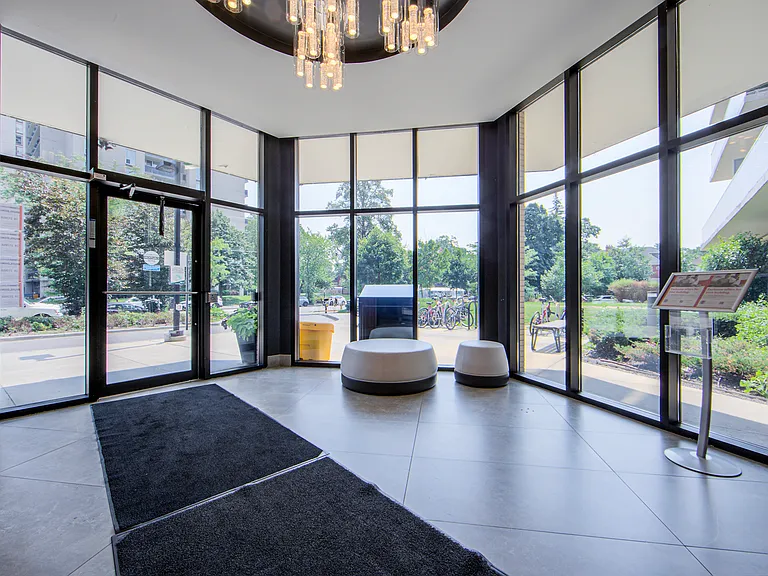 35 High Park Ave — Photo 14