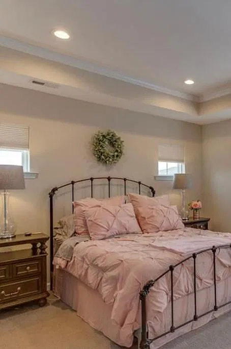 3 bed, 1981 sqft, $2,500 — Photo 4