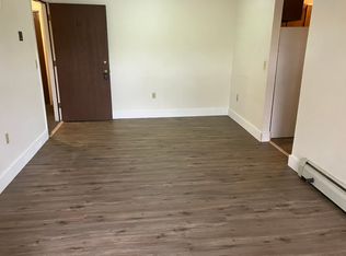 20 Wolf Rd APT A11, Lebanon, NH 03766