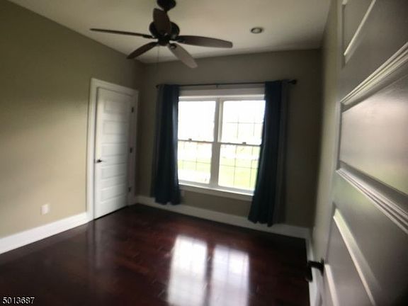 5th image of 10 Buckingham Cir #A