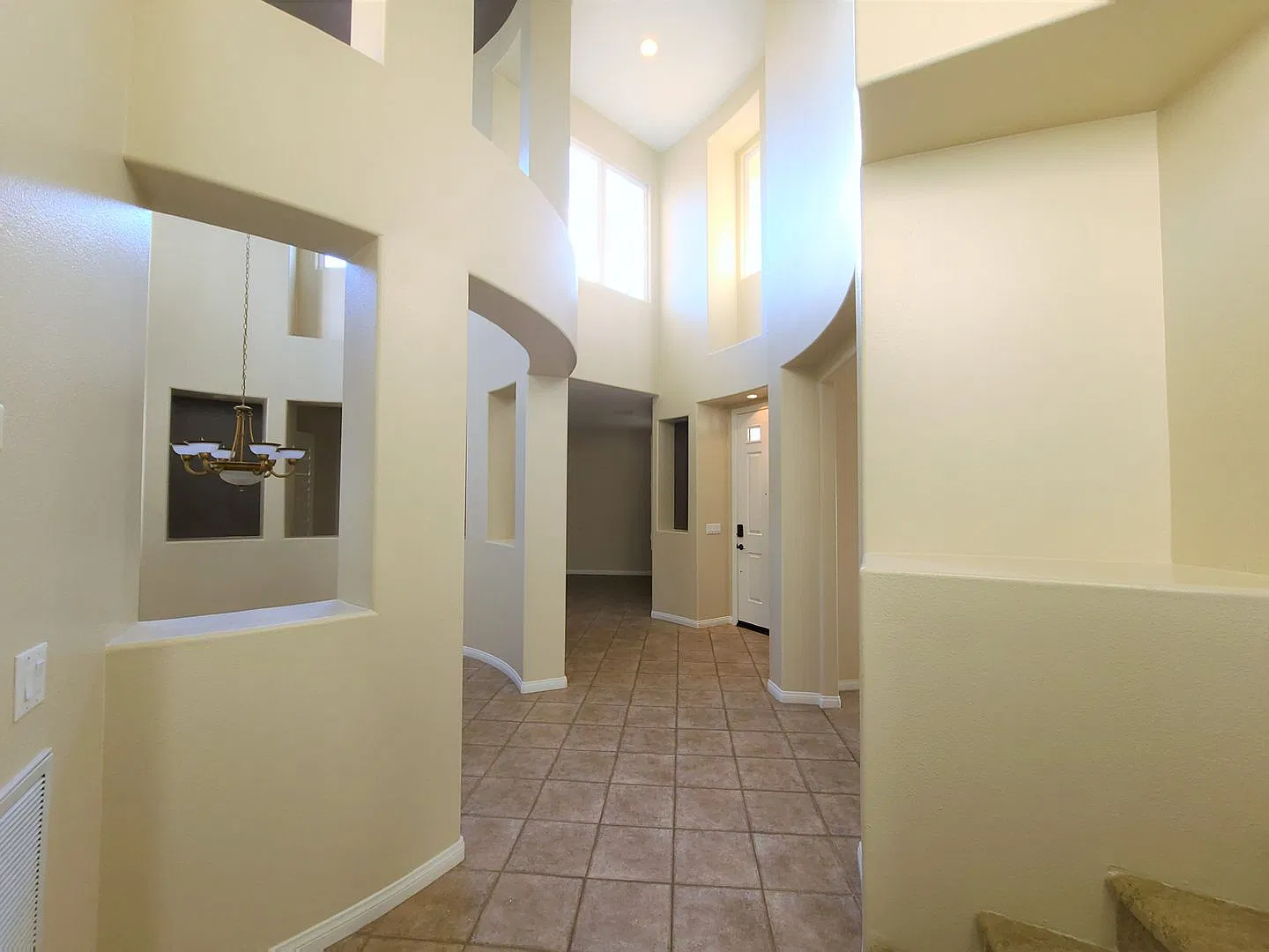 Stunning Carlsbad Home for Rent — Photo 3