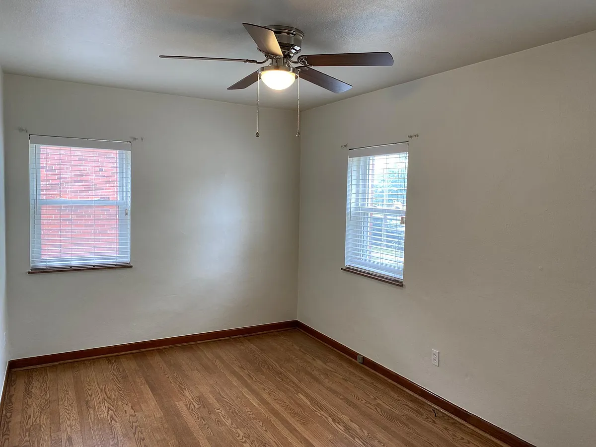 Bedroom - 5932 Loughborough Ave #2-N