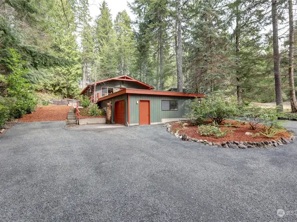 170 N Duckabush Loop W, Hoodsport, WA 98548