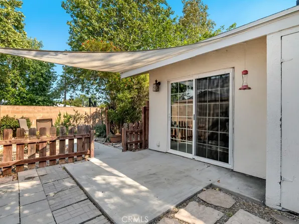 23101 Lanark St #2, Canoga Park, CA 91304