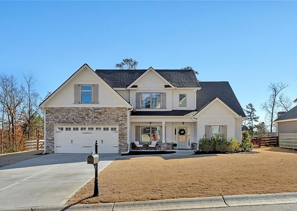 1st image of 439 Tom Avery Dr