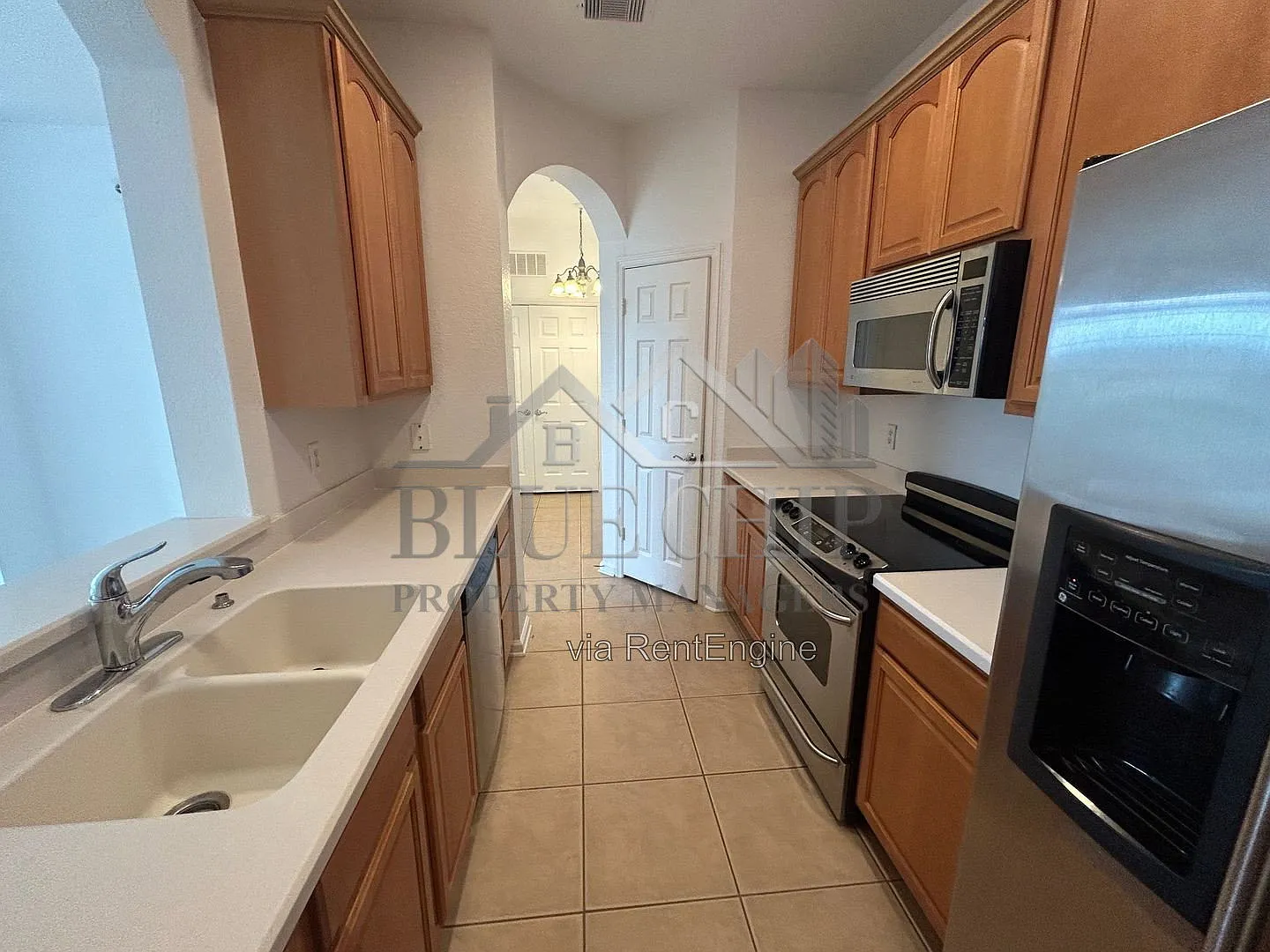 3 bed, 2.0 bath, 1447 sqft, $1,850 — Photo 4