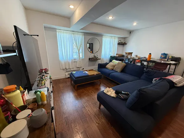328a Irving Avenue image 1 of 7