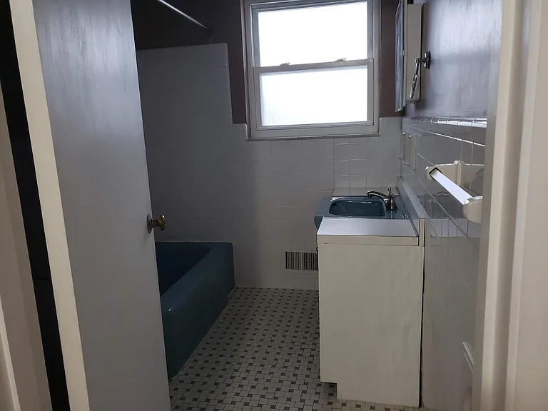 343 Goldsmith Rd — Photo 11