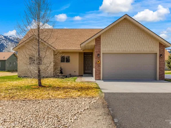 17 Charters Dr, Donnelly, ID 83615