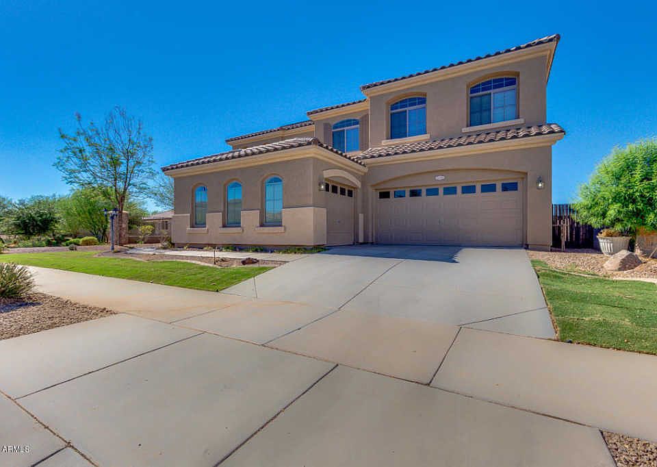 1st image of 16092 W Poinsettia Dr