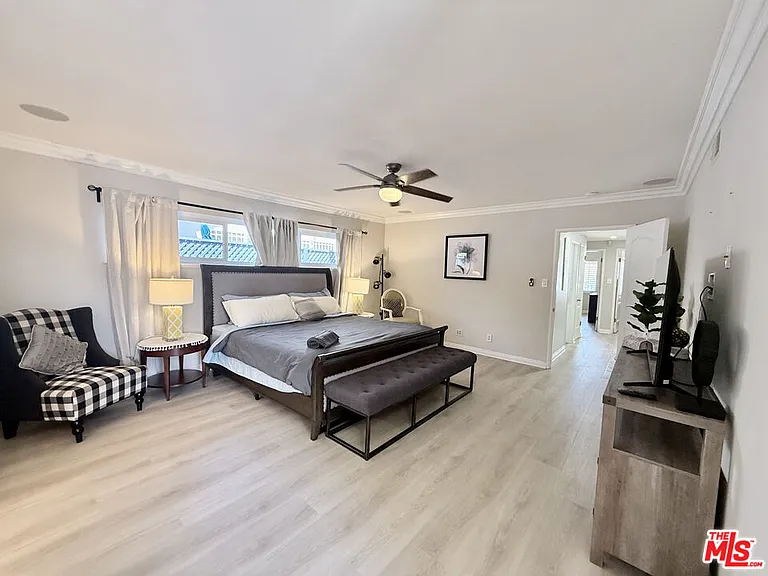 6605 S Sherbourne Dr — Photo 23