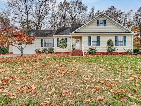 130 Dutchess Way, Suffolk, VA 23435