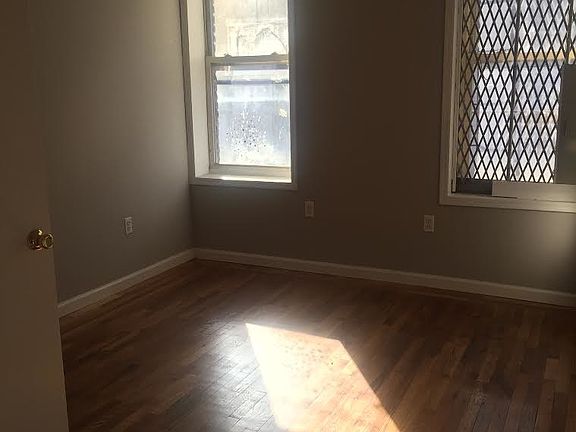 5th image of 650 E 21st St #4
