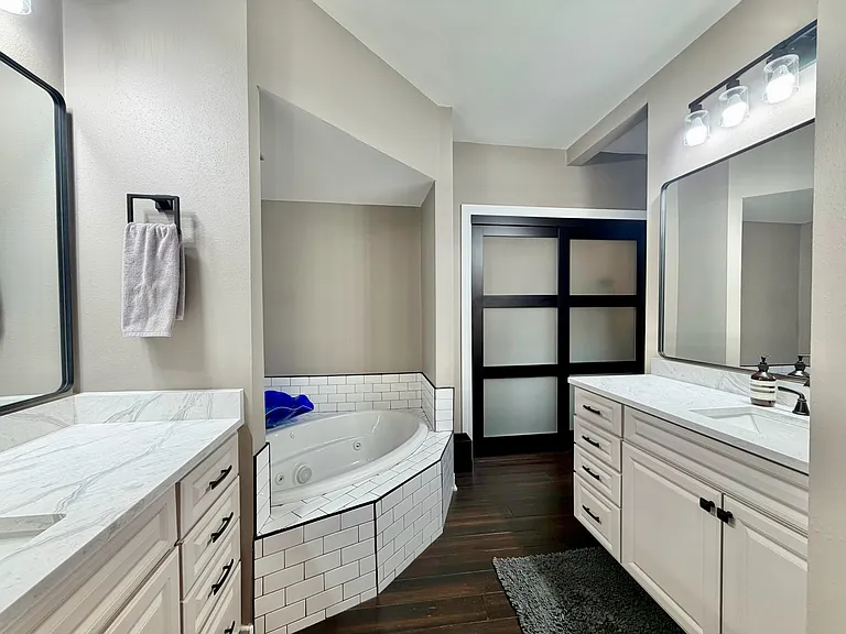 240 Brooks St SE #1301C — Photo 20