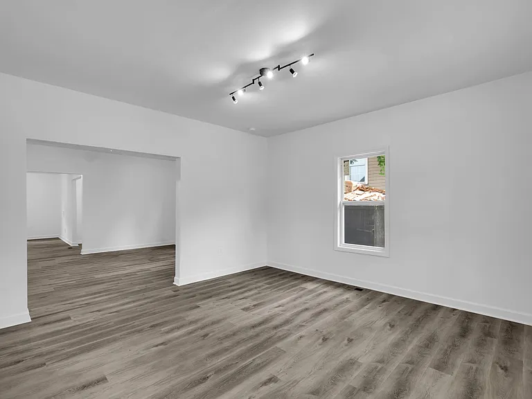 158 Seay St — Photo 12